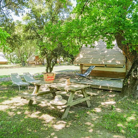 Lodges en Provence - Ecogîtes&Restaurant insolites-3