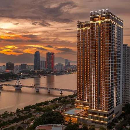 Meliá Vinpearl Danang Riverfront-2