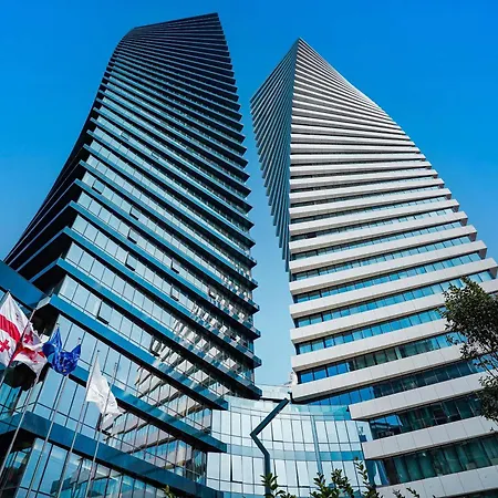 Pullman Tbilisi Axis Towers-3