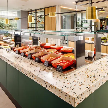 Holiday Inn Manchester Airport T2 By Ihg-2