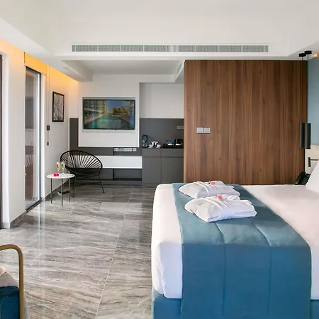 Mercure Larnaca Beach Resort-3