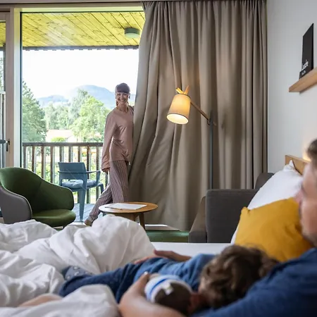 Trixi Park Zittauer Gebirge - Ferienhaeuser, Hotel Und Camping-2