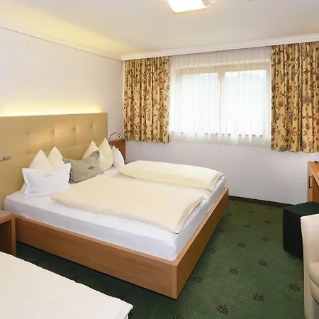 Hotel Berghof-3