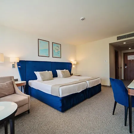 Astor Garden Hotel-3