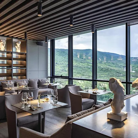Pullman Tbilisi Axis Towers-2