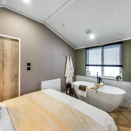 Snainton Luxury Lodges-3