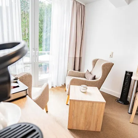 Hotel Waldhalle-3