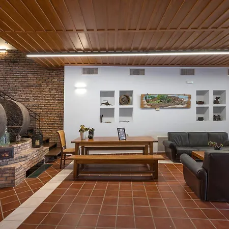 Spilia Village Hotel & Villas-2
