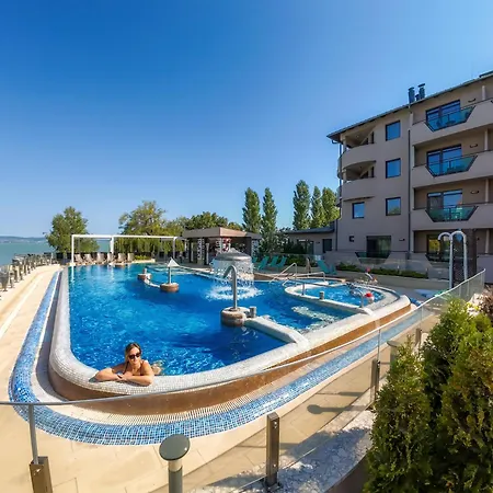 Hotel Wellamarin-3