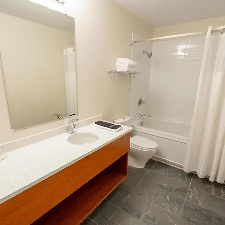 The Frobisher Inn-2