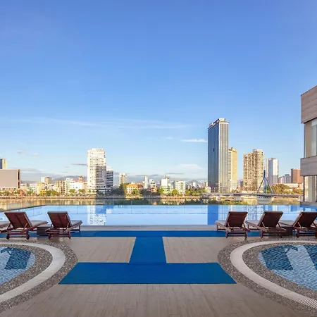 Meliá Vinpearl Danang Riverfront-3