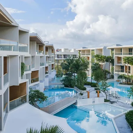 Wyndham Grand Nai Harn Beach Phuket-3