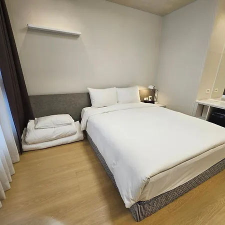 Grand City Hotel Changwon-3