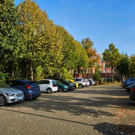 H+ Hotel Koeln Huerth By Sunday Hotels-3