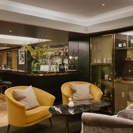 The Athenaeum Hotel & Residences-2