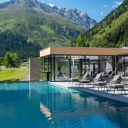 Das Vier Sport Und Wellnesshotel-2
