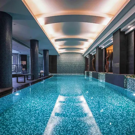 Quay West Suites Melbourne-2