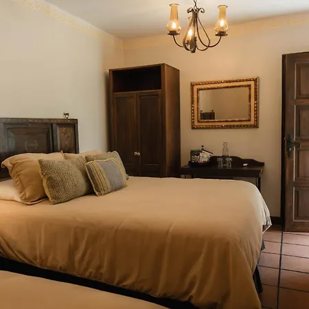 Hotel Boutique Los Pasos&Spa-3