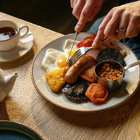 The Royal Oak Hotel, Welshpool - The Coaching Inn Group-2
