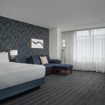 Courtyard By Marriott Richmond Downtown-2
