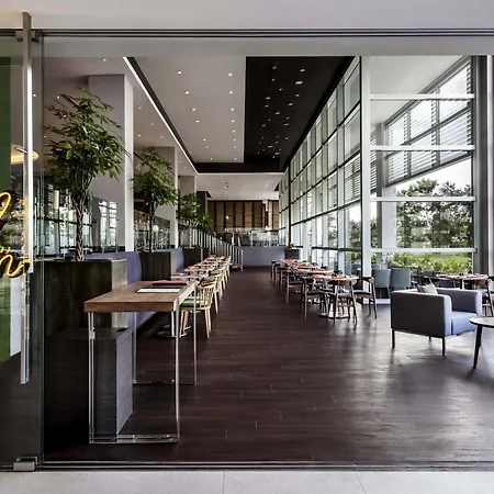 Pullman Miri Waterfront-2
