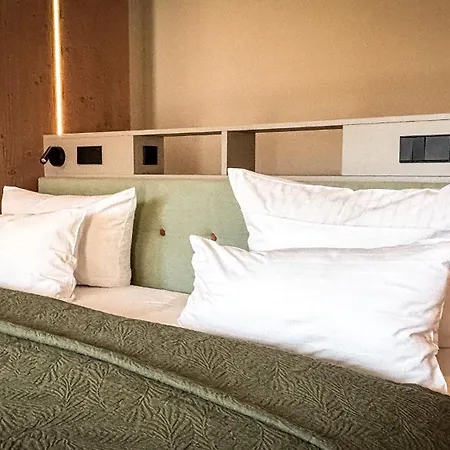 Wellnesshotel Sonnenhalde Tonbach-3