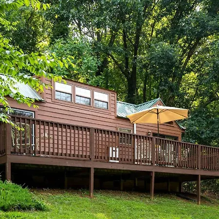 Engadine Inn And Cabins-3