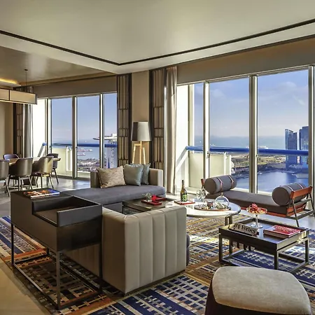 Swissotel The Stamford Singapore-3
