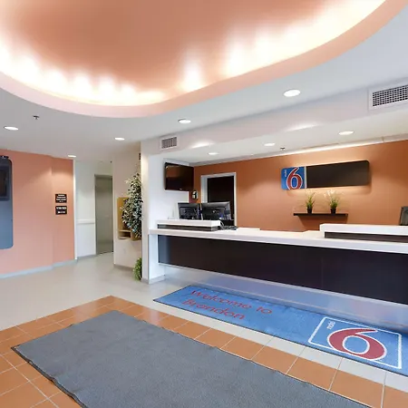 Motel 6-Brandon, Mb-2