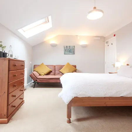 The Five Dials Inn-2