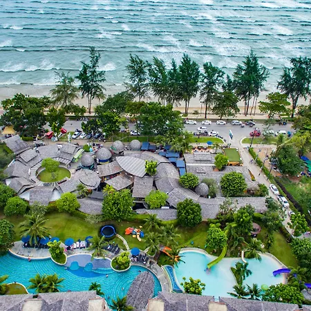 Holiday Ao Nang Beach Resort, Krabi-2