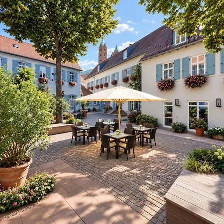 Hotel Domhof-3