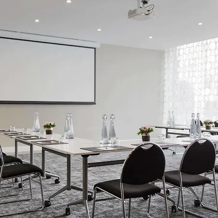 Moevenpick Hotel Auckland-2