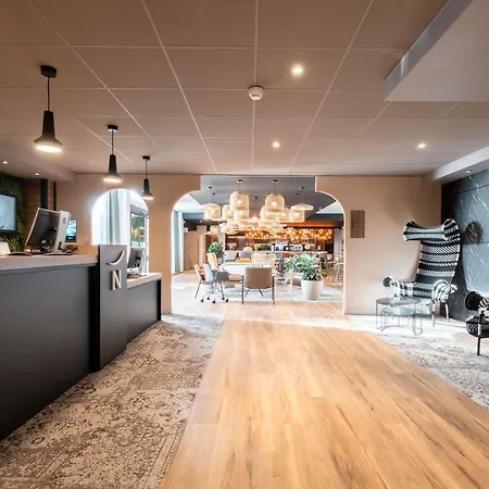 Novotel Chartres-2