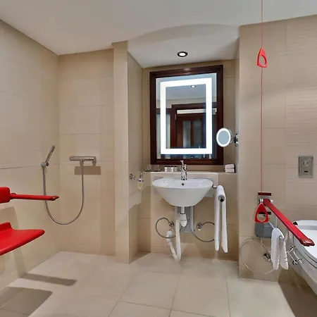 Sheraton Oman Hotel, Muscat-2