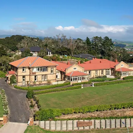 Manor Views Nz-2