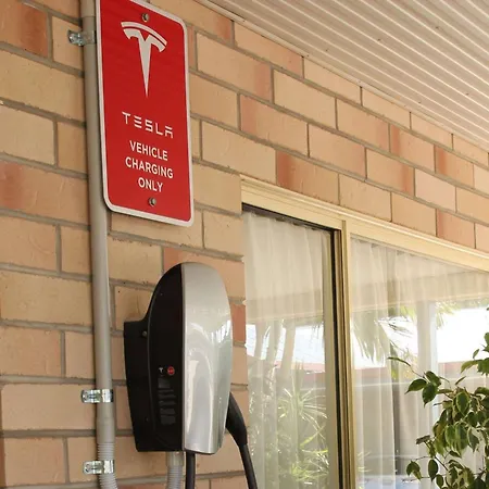 Midlander Motor Inn-3