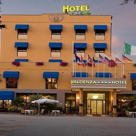 Valdenza Hotel-3
