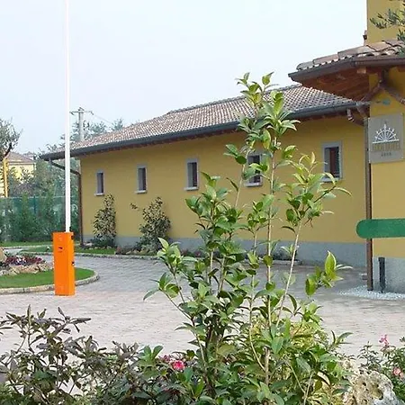 Hotel Adda-2