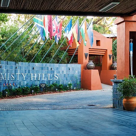 Misty Hills Country Hotel, Conference Centre & Spa-3