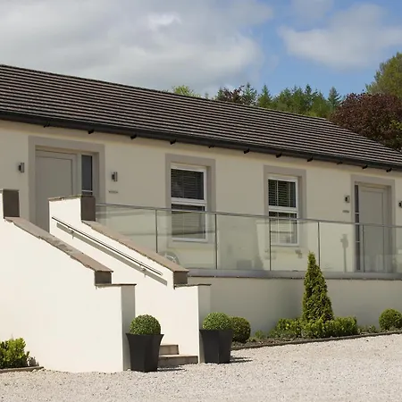 Roundthorn Country House & Luxury Apartments-3