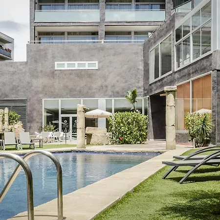 Exe Cunit Suites & Spa-2