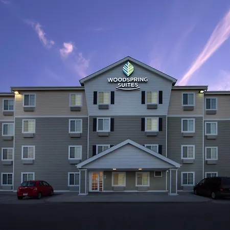 Woodspring Suites Junction City-2