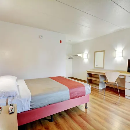 Motel 6-Seekonk, Ma - Providence East-2