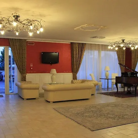 Hotel Madonna Delle Grazie-3