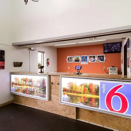 Motel 6-Davenport, Ia-2