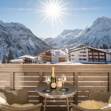 Hotel Bergkristall Oberlech-2
