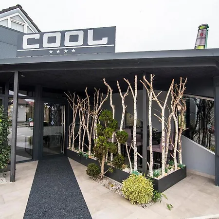 Hotel Cool Zagreb Airport-2