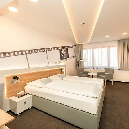 Hotel Biograf-2