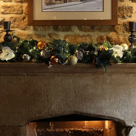 Eight Bells Inn-2